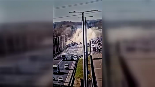 Un pont s'effondre à La Louvière: l'accident tragique a été filmé par une caméra de surveillance.