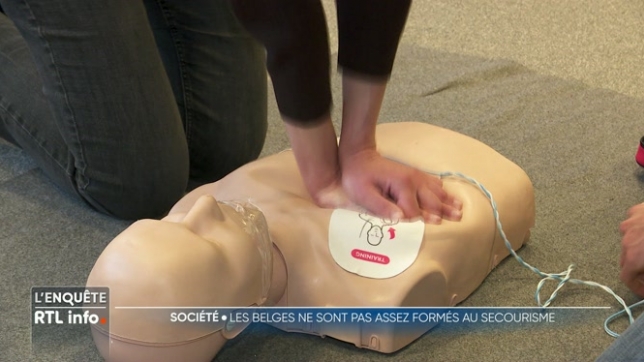 4 Belges sur 10 ont déjà été confrontée à une situation d'urgence. Parfois des arrêts cardiaques... Mais la population est-elle suffisamment formée et capable de sauver des vies ?