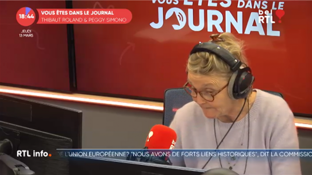 Le Carnaval de Binche, reconnu par l'UNESCO, est-il menacé par les exigences d'égalité hommes-femmes ? La ministre-présidente de la Fédération Wallonie-Bruxelles, Elisabeth Degryse, envisage de conditionner les subventions au respect d'une charte éthique basée sur les recommandations de l'UNESCO. Une révolution en perspective pour le folklore wallon ?