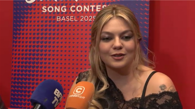 Devant les spectateurs surchauffés du match de rugby France-Ecosse, au Stade de France, Louane a révélé samedi Maman, la chanson avec laquelle elle représentera la France à l'Eurovision. Elle s'est ensuite confiée sur cette expérience.