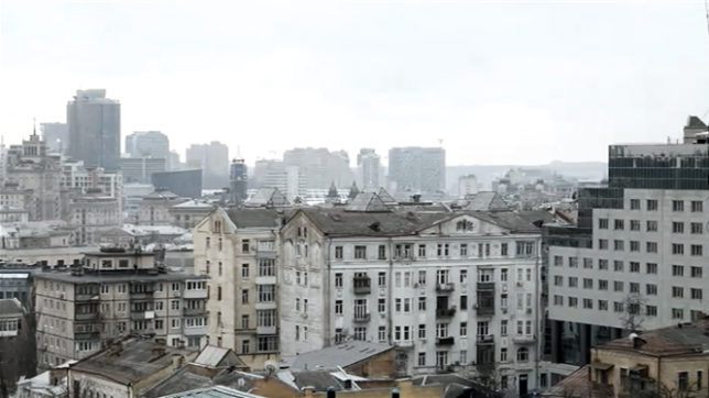 La guerre russo-ukrainienne a débuté le 20 février 2014, à la suite des manifestations de l'Euromaïdan qui ont conduit à la destitution du président pro-russe Viktor Ianoukovitch. Les origines du conflit remontent cependant plus loin, notamment à la chute de l'URSS en 1991...