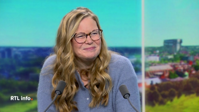 On retrouve en plateau Caroline Depuydt, psychiatre, sur les effets du retour des beaux jours et du soleil sur le moral.