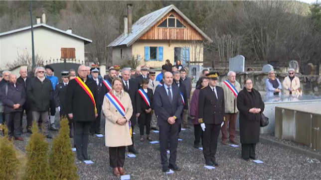 Le 24 mars 2015, il y a dix ans jour pour jour, un Airbus A320 de la compagnie Germanwings s'écrasait dans les Alpes et provoquait la mort des 150 personnes présentes à bord.