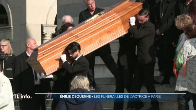 Les funérailles d'Emilie Dequenne célébrées au Père-Lachaise à Paris