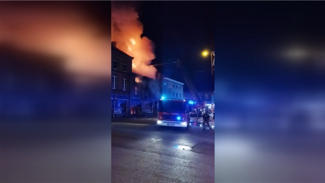 Impressionnant incendie en cours à Aywaille