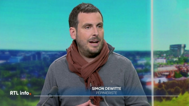 Le pépiniériste Simon De Witte est invité dans ce RTL info 13h. et nous donne quelques conseils pour obtenir une belle pelouse.