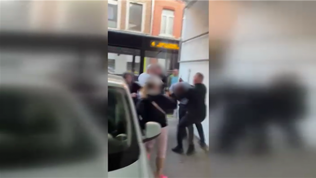 Les chauffeurs de bus du TEC Liège sont partis en grève émotionnelle ce samedi matin. Cette action de grogne aurait été déclenchée par une violente agression. Aucun bus ne sort des dépôts en région liégeoise et verviétoise.