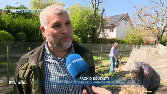 Avec un temps presque estival, de nombreux Belges profitent du beau temps pour travailler dans leurs jardins. Ceux sans jardins se tournent vers des espaces communautaires, comme à Bruxelles.