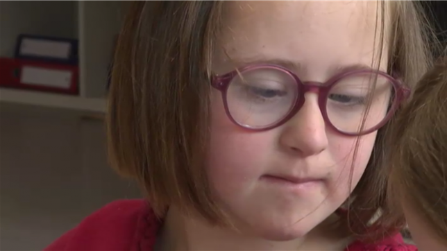 Lucile est une enfant atteinte de trisomie 21: sa mère se bat pour qu'elle ne soit pas exclue de la société