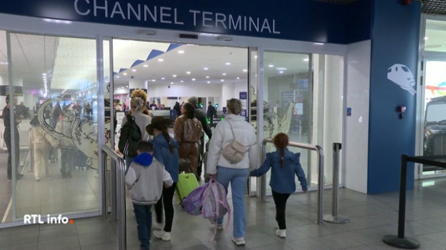 Depuis cette semaine, un nouveau document est requis pour se rendre au Royaume-Uni. En plus du passeport, il vous faudra obtenir une autorisation de voyage. Découvrez comment l'obtenir et ce que cela implique pour vos déplacements.