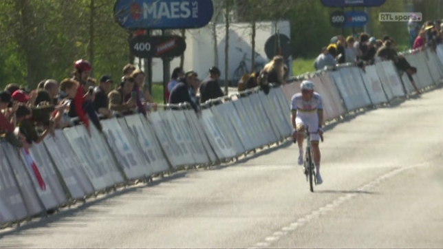 Tour des Flandres: Tadej Pogacar brille et s'impose après une démonstration