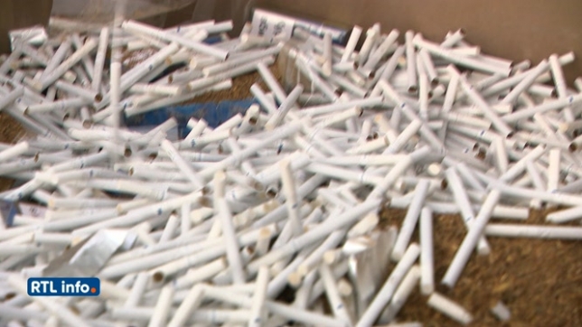 Des cigarettes qui paraissent anodines en apparence, mais qui sont en réalité illégales. Depuis quelques années, les ateliers clandestins se multiplient en Belgique, les perquisitions s'enchaînent. Pourquoi ce commerce illégal se développe-t-il autant ?