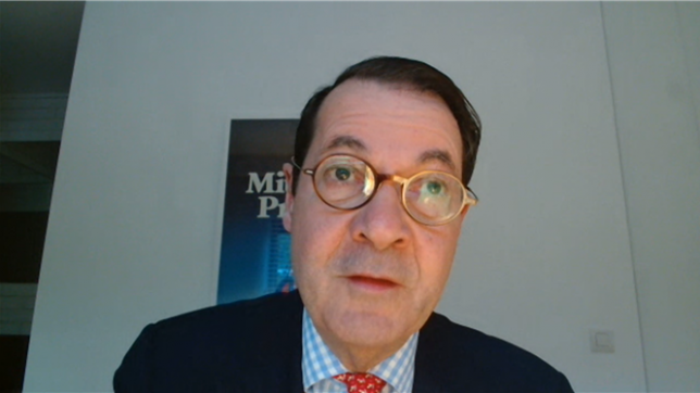 Une escalade, du délire complet: la Chine réagit coup pour coup aux taxes de Trump, la situation s'envenime.