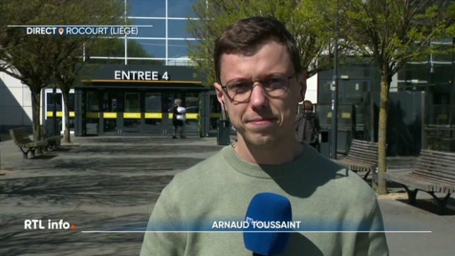 Cora prévoit de fermer ses sept supermarchés début 2026, menaçant les 1 779 emplois. Ces hypermarchés sont intégrés dans des galeries commerçantes plus ou moins grandes, dont l'avenir est incertain. Le point en direct avec Corentin Simon.