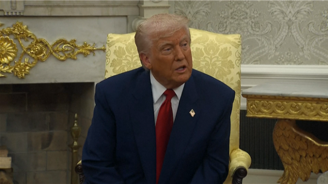 Trump évoque une réunion à très haut niveau samedi avec l'Iran, en entretien direct.