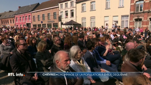Chièvres a rendu hommage à Emilie Dequenne. C'est de cette commune qu'était originaire l'actrice belge décédée le 16 mars dernier à l'âge de 43 ans. Une enfant du pays à laquelle personnalités et habitants sont venus adresser un dernier adieu. L'hommage se voulait à son image: souriant et positif.