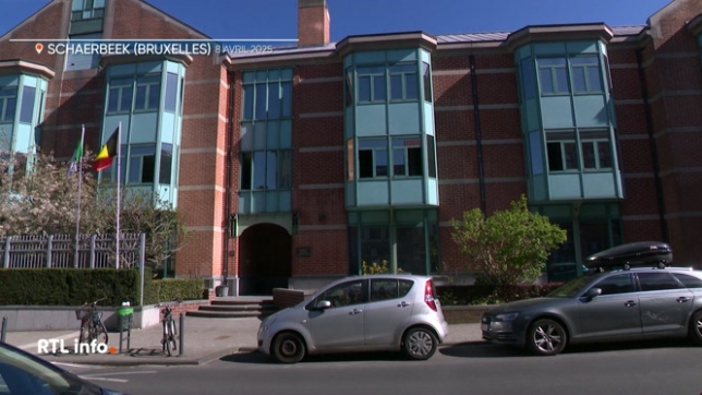 Le Conseil de l'Action Sociale de Schaerbeek n'a pas pu se prononcer, lors de la séance d'hier, sur le projet de rénovation de la maison de repos Albert de Latour. Le dossier est donc reporté à la séance du 28 mai prochain. Le bâtiment doit être rénové s'il veut conserver son agrément.