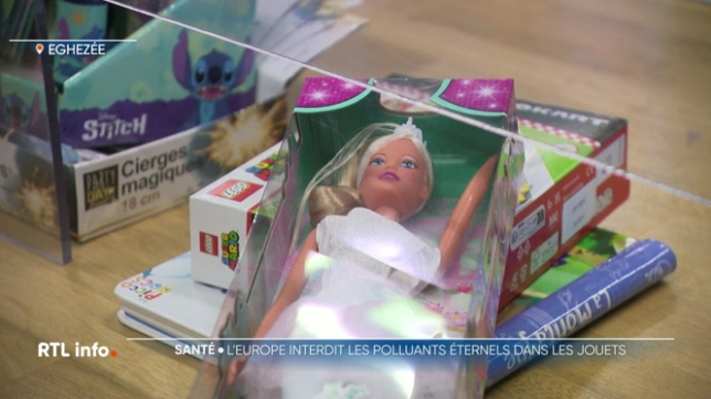 On a souvent évoqué la présence des P-Fas dans l'eau du robinet, mais ces polluants éternels se retrouvent aussi parfois dans les jouets en plastique. L'Union européenne veut progressivement bannir de la fabrication des jouets tous les produits chimiques qui peuvent nuire à la santé des enfants.
