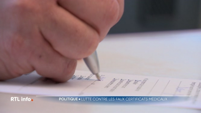 Le gouvernement belge a adopté son budget 2025 vendredi à minuit. L'une des mesures mises en œuvre consiste en des contrôles et des sanctions à l'encontre des médecins qui prescrivent trop de congés maladie. Comment cette réforme est-elle perçue par le secteur médical ?