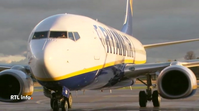 Le personnel de bord de Ryanair conteste la décision de la compagnie aérienne concernant le survol de zones de guerre. Ryanair oblige les équipages à survoler Israël pour les vols vers Tel Aviv et Amman en Jordanie. Le préavis de grève ne couvre que ces destinations mais le mouvement pourrait s'éten