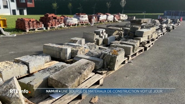 Le Bureau économique de la Province de Namur a organisé une bourse aux matériaux. Proposés à la vente, des matériaux inutilisables pour les entreprises mais vendus à moindre coût pour les particuliers.