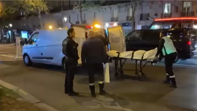 Une employée d'une salle de sport du 11e arrondissement de Paris est morte et une cliente a été hospitalisée dans un état grave lors d'une séance de cryothérapie lundi, a indiqué le parquet. D'après les premiers éléments, une fuite d'azote de la cabine de cryothérapie serait à l'origine de l'intoxication, selon une source proche de l'enquête.