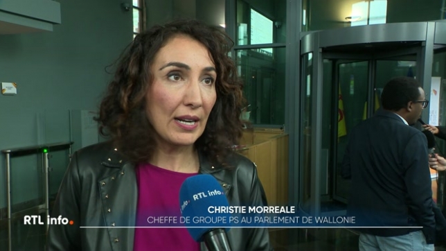 Les partis de l'opposition ont réagi à ce discours. Ils considèrent qu'il y a beaucoup de promesses, mais peu de concret.