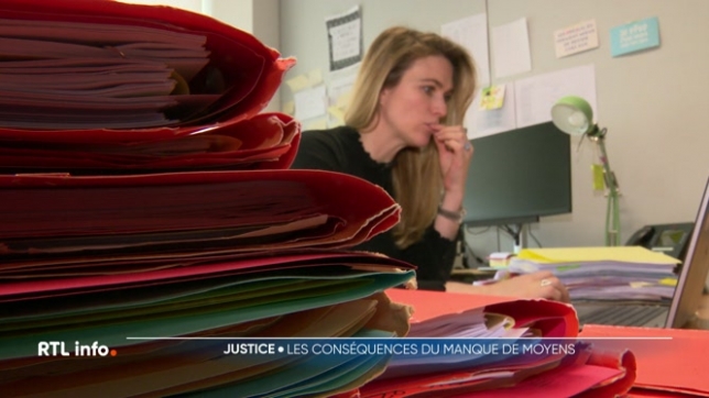 Un des exemples les plus interpellants est celui de la jeunesse. Quasiment chaque jour, des délinquants mineurs sont libérés faute d’encadrement.