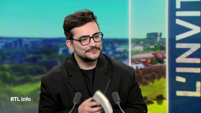 Michaël Miraglia reçoit ce samedi François Coune, qui se présente comme influenceur littéraire, sa vraie fonction et sa vraie passion aussi. Il la partage sur Instagram via sa page Livraisonsdemots.