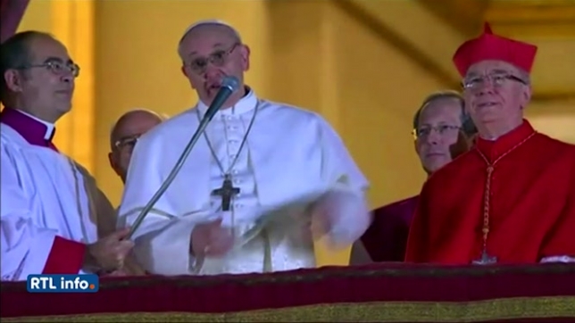 Ce matin à 7h35, l'évêque de Rome, François, est revenu à la maison du Père, a annoncé le cardinal Kevin Farrell  dans un communiqué publié par le Vatican.