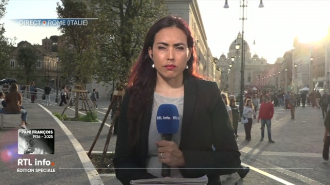En direct de Rome, Natalia Mendoza fait le point sur le protocole qui doit s'enclencher suite à l'annonce du décès du souverain pontife.