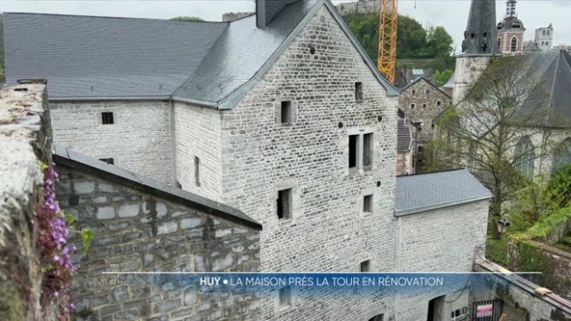 La Maison Près la Tour, datant du 13e siècle, est actuellement en rénovation afin de devenir un lieu culturel polyvalent. Située dans le vieux quartier, elle sera ouverte en 2027 après des travaux respectant les techniques anciennes, pour un coût de 2 millions d'euros, partiellement subsidié.