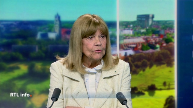 Chantal Goya, qui fête ses 50 ans de carrière, vient nous présenter son spectacle ainsi que les grandes dates de sa tournée 2025.