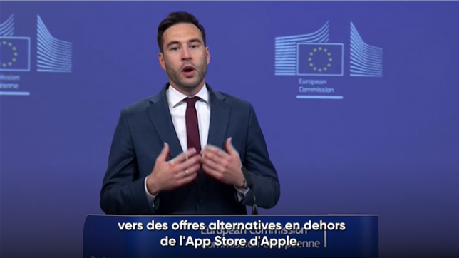 La Commission européenne annonce des sanctions financières contre les géants américains des technologies Apple et Meta (Facebook, Instagram) pour des infractions à la concurrence, malgré les tensions avec le président Donald Trump sur les droits de douane. Ces deux amendes infligées aujourd'hui sont les premières en vertu de la DMA, déclare Thomas Regnier, porte-parole de l'UE.