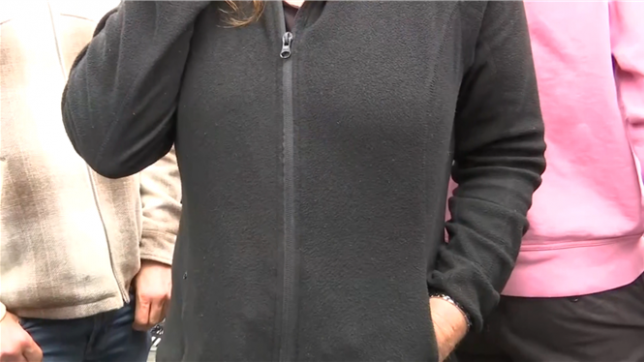 Faut-il mettre des flics à chaque entrée d'école?!: les parents des élèves du lycée Notre-Dame de Toutes-Aides inquiets