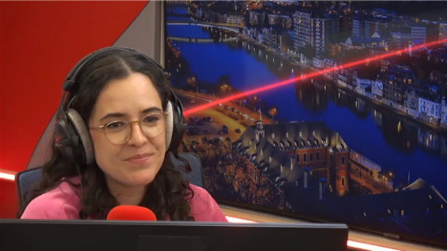 Début octobre 2016, la reine des influenceuses Kim Kardashian était braquée dans sa chambre d'hôtel en pleine semaine de la mode par de vieux malfrats arrivés à vélo et déguisés en policiers : le procès de ce sensationnel vol de bijoux à neuf millions d'euros s'ouvre lundi à Paris.