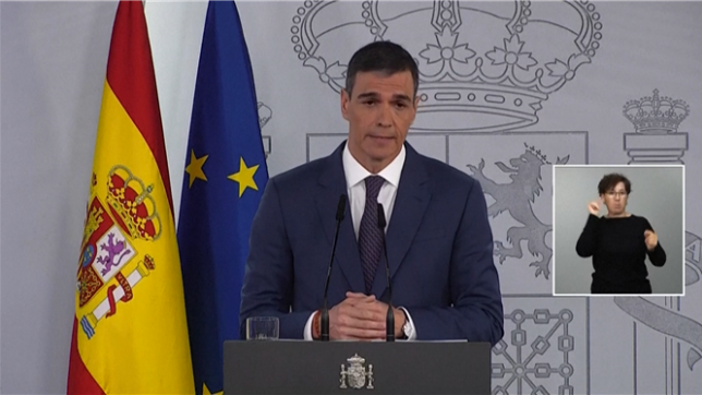 Le premier ministre espagnol dément certaines rumeurs sur l'origine de la panne électrique