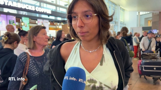 Le trafic aérien a repris son cours à Bruxelles et à Charleroi après une grève qui avait perturbé le pays. Environ 100 000 passagers sont attendus dans les deux aéroports. Beaucoup de voyageurs se disent soulagés de pouvoir enfin embarquer, sans le moindre stress.