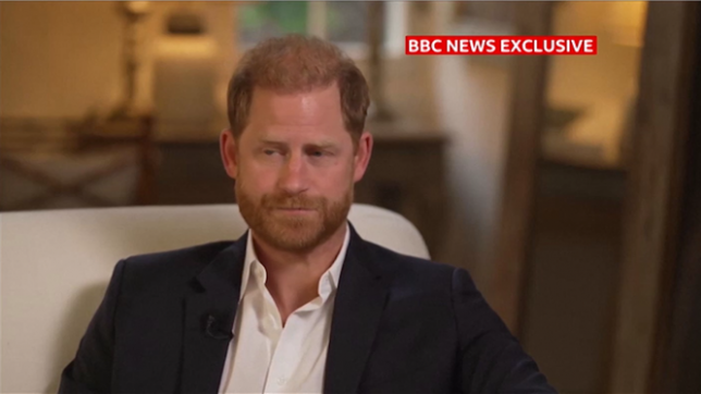 Le prince Harry se confie et affirme que son père le roi Charles ne lui parle plus