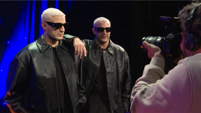 DJ Snake, l'un des artistes français les plus écoutés au monde, a inauguré mardi soir son double de cire à Grévin, devenant le premier compositeur de musique électronique pensionnaire du musée parisien. C'est flippant, c'est bizarre, a réagi le compositeur, producteur et réalisateur artistique français de 38 ans, William Grigahcine de son vrai nom, à proximité de statue. Accessible au public dès mercredi, elle est installée dans la Salle des Colonnes, aux côtés d'autres doubles de cire célèbres comme Brad Pitt, George Clooney et Céline Dion.