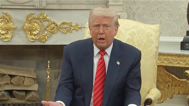 Ce mardi à la Maison Blanche, alors qu’il recevait le Premier ministre canadien Mark Carney, Donald Trump n’a pas résisté à l’envie de s'en prendre à Barack Obama. En ligne de mire: la bibliothèque présidentielle de ce dernier, en construction à Chicago. Et selon Trump, c’est un véritable fiasco.