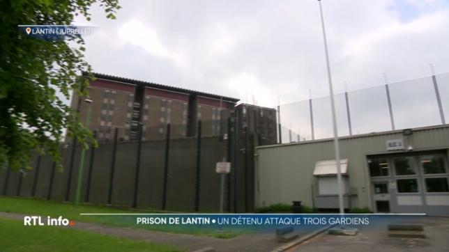 Trois gardiens de la prison de Lantin ont été agressés hier par un détenu. L'une des victimes a été grièvement blessée à la tête. Le détenu a pu être maîtrisé. Les agents pénitentiaires ont décrété un arrêt de travail avec un service minimum jusqu'à mercredi 14h00.