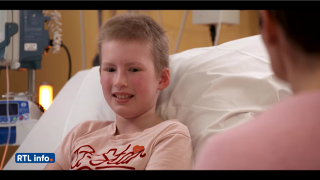 De l'annonce au traitement, Alix et sa maman se confient à Sandrine Dans sur la manière dont elles ont affronté l'épreuve du cancer.