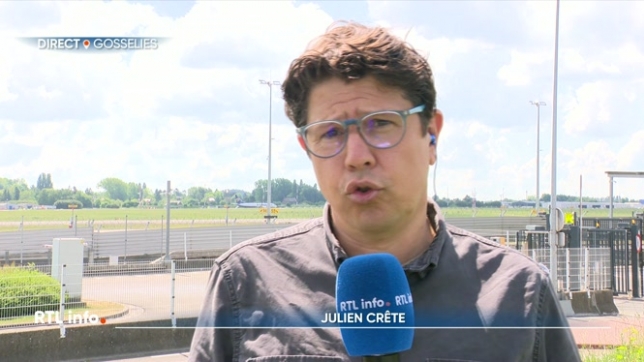 Un avion Ryanair posé sur le tarmac de l'aéroport de Charleroi est sous les feux des projecteurs depuis ce matin. Une alerte à la bombe a été déclenchée. L'avion concerné arriverait en provenance de Porto. Il a été stationné à l'écart des opérations. Le point en direct avec Julien Crête.