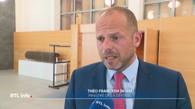 Plusieurs militaires belges ont été blessés hier lors d'un exercice en Ecosse; deux ont été grièvement blessés et une quinzaine d'autres l'ont été plus légèrement. Le ministre de la Défense Théo Francken est revenu sur cet accident à la Chambre.