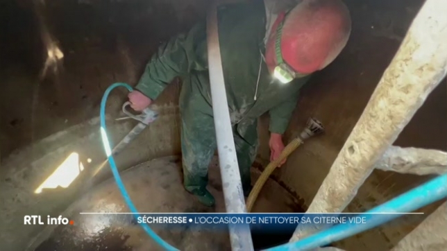 Les citernes d'eau de pluie sont quasiment vides, c'est donc l'occasion de les nettoyer comme il est conseillé de le faire tous les 5 à 10 ans. Il faut cependant respecter quelques règles de sécurité, explications.