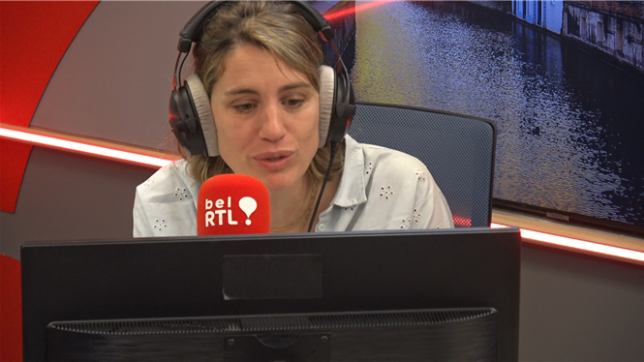 Vous l'avez sans doute remarqué si vous avez utilisé Google ces derniers jours, c'est désormais l'IA qui vous répond. Des résumés d'information s'affichent au-dessus des résultats de votre recherche.