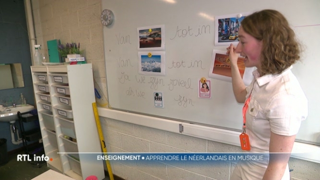 Une étude de l'UCLouvain révèle que la musique facilite l'apprentissage des langues. Les personnes jouant d'un instrument auraient même un avantage pour mémoriser et prononcer une langue étrangère. Une piste prometteuse pour les apprenants.