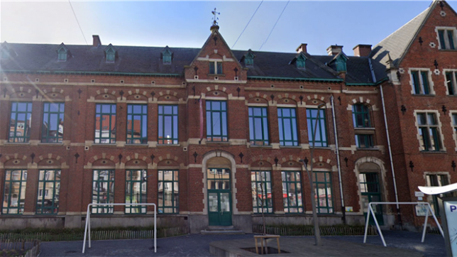 Une maman raconte comment elle a appris que l'école de son enfant a décidé unilatéralement de supprimer un jour de cours.