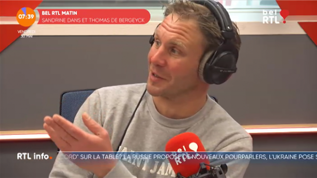 En ce jour de fête des voisins, Sébastien de Bock a été tendre son micro à Huy.